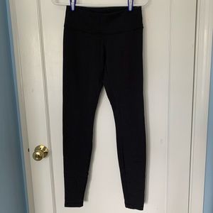 Lululemon leggings size 6 black
